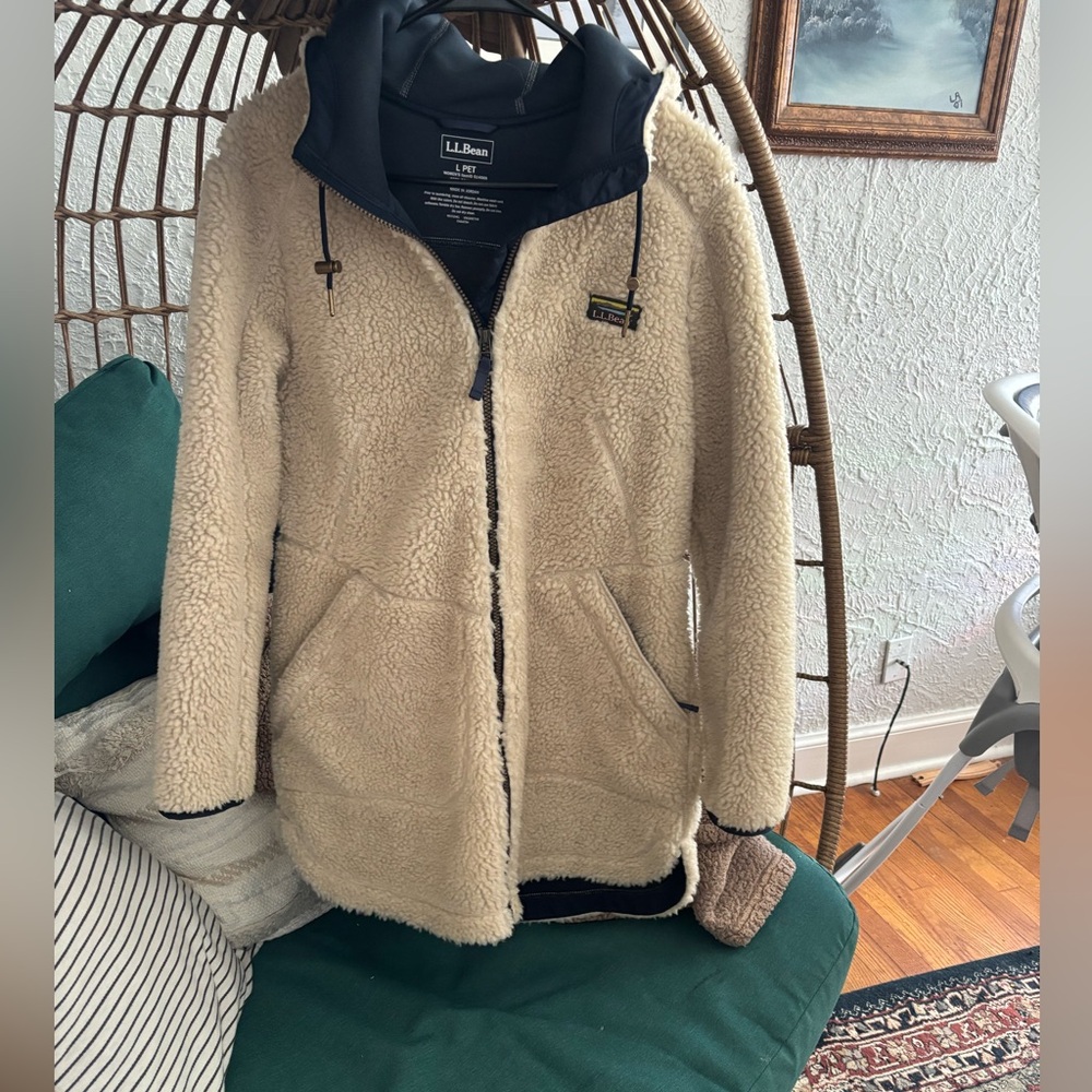 L. L. Bean insulated Sherpa jacket